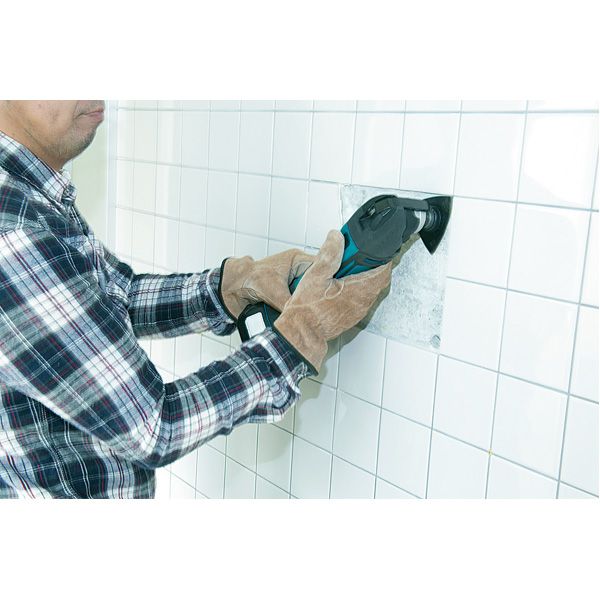 Découpeur-ponceur multifonctions 18 V Li-ion 4 Ah Makita DTM51RMJX3 + accessoires