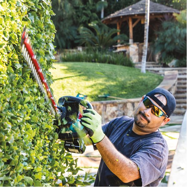 Taille-haie 18 V Li-Ion 5 Ah 75 cm Makita DUH752RT2