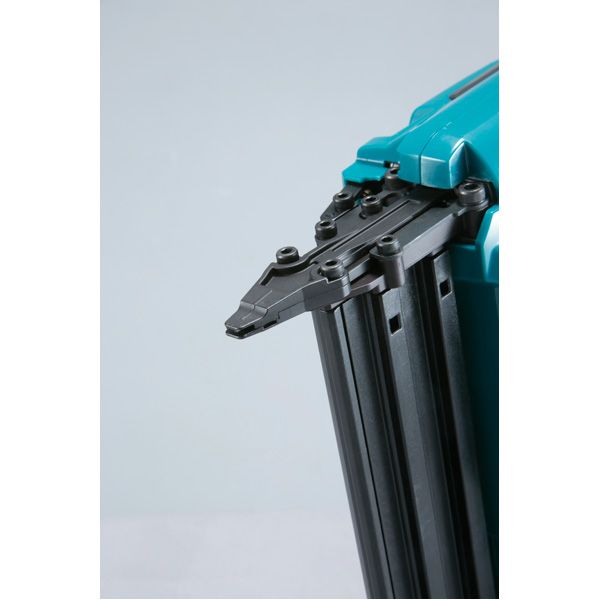 Cloueur 18V Li-Ion  (Produit seul) Makita DBN500ZJ