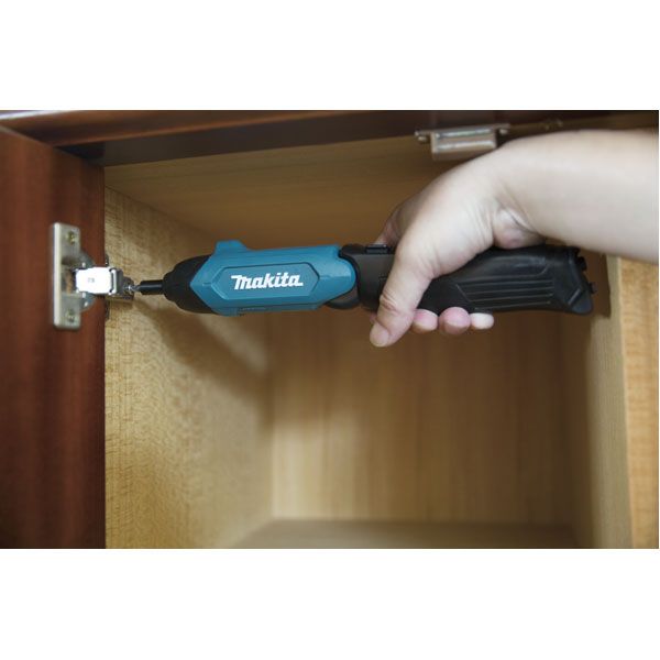 Tournevis 3,6 V Li-Ion (intégrée) 4,5 Nm DF001DW Makita