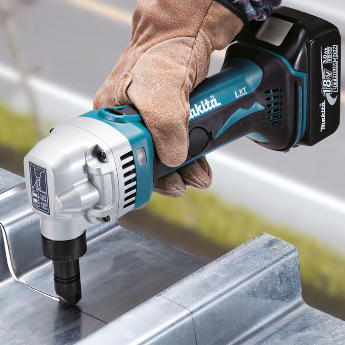 Grignoteuse tête réglable 360° - 18V Li-Ion (Produit seul) - DJN161Z MAKITA