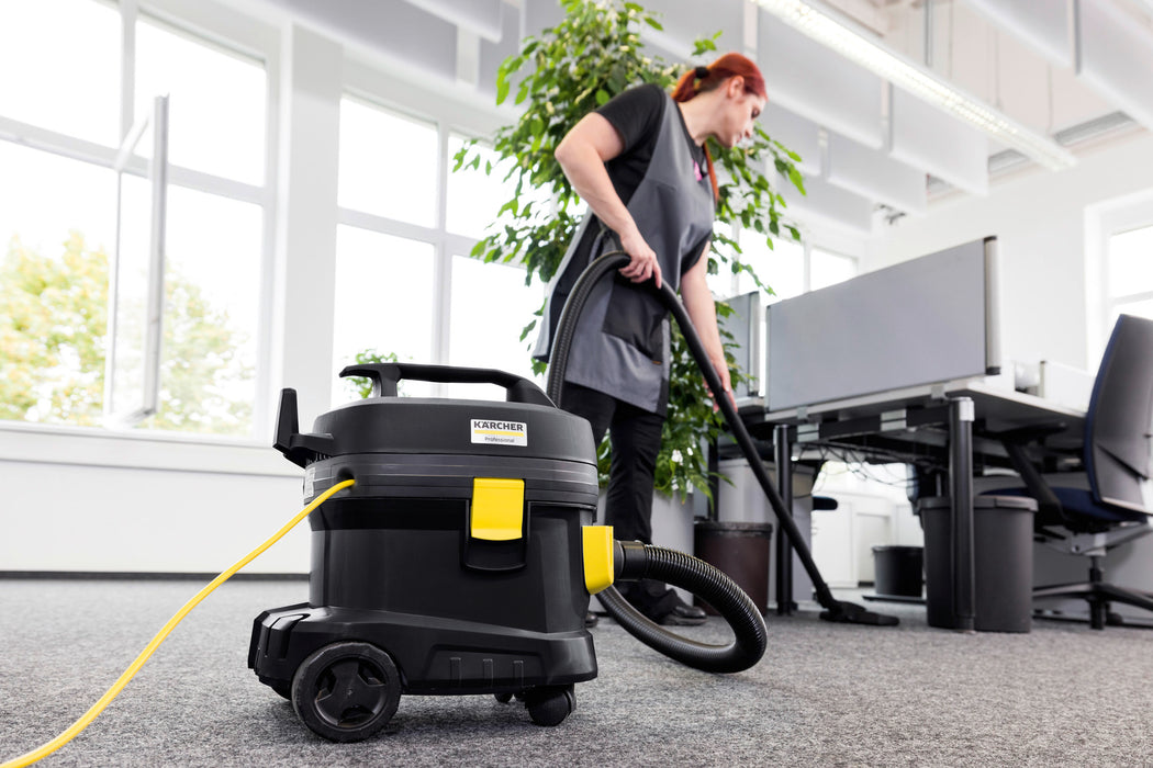 Aspirateur poussières T 11/1 Classic Re!Plast édition anniversaire coloris noir + 10 sacs 1.527-214.0 Karcher
