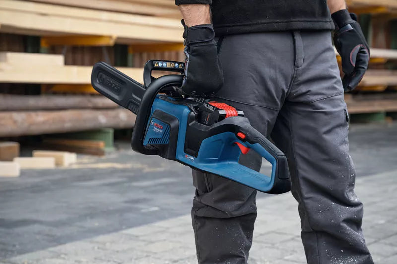 Tronçonneuse à batterie Bosch Pro 18V guide 40cm GKE 18V-40 Solo Biturbo - 06008D3000 Bosch
