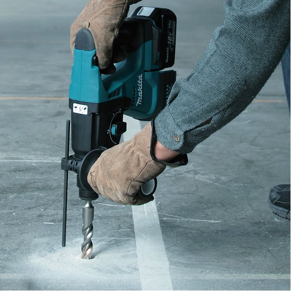 Perforateur-burineur SDS-Plus 18 V Li-Ion 2x5Ah 24 mm Makita DHR243RTJ