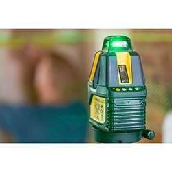 Niveau Laser Multilignes Sml360 Vert Stht77524-1 Faisceau 360° NIVEAU LASER MULTILIGNES SML360 - VERT Stanley STHT77524-1