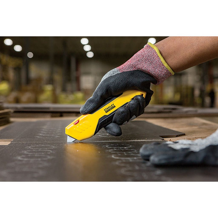 Couteau De Sécurité Bimatière À Lame Gâchette Et Lame Auto-Rétractable Fatmax  Stanley FMHT10369-0
